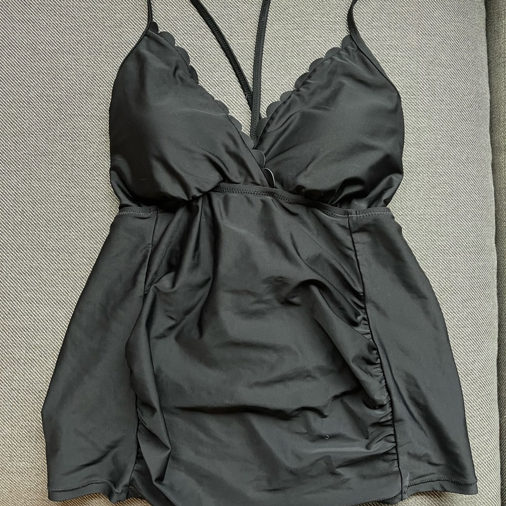 Beach Bump Maternity Tankini Top